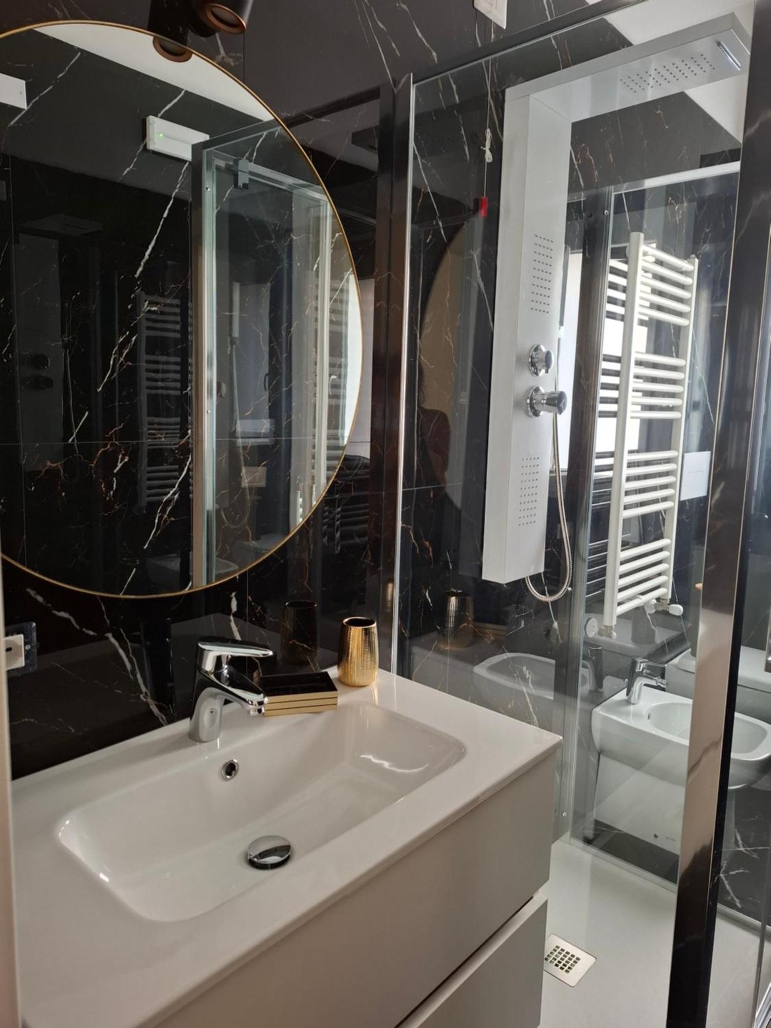 Mariam Royal Apartment & Rooms Reggio di Calabria Buitenkant foto