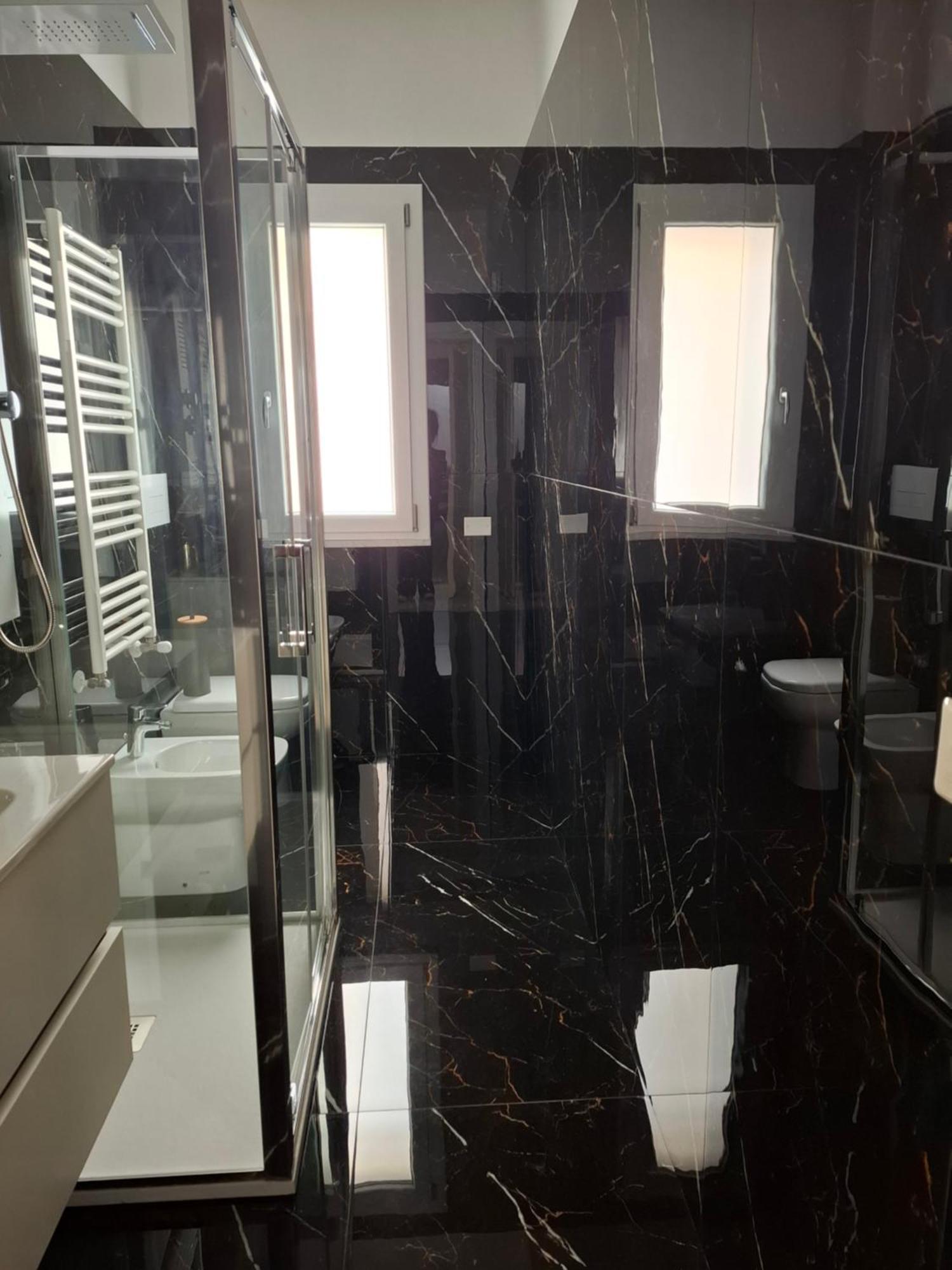 Mariam Royal Apartment & Rooms Reggio di Calabria Buitenkant foto